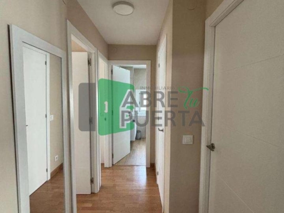 PISO EN VENTA EN LA ZONA DE LAGUNAS, CERCA DE LA UNIVERSIDAD