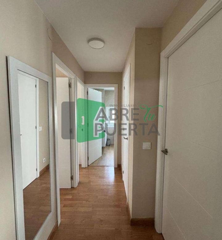 PISO EN VENTA EN LA ZONA DE LAGUNAS, CERCA DE LA UNIVERSIDAD