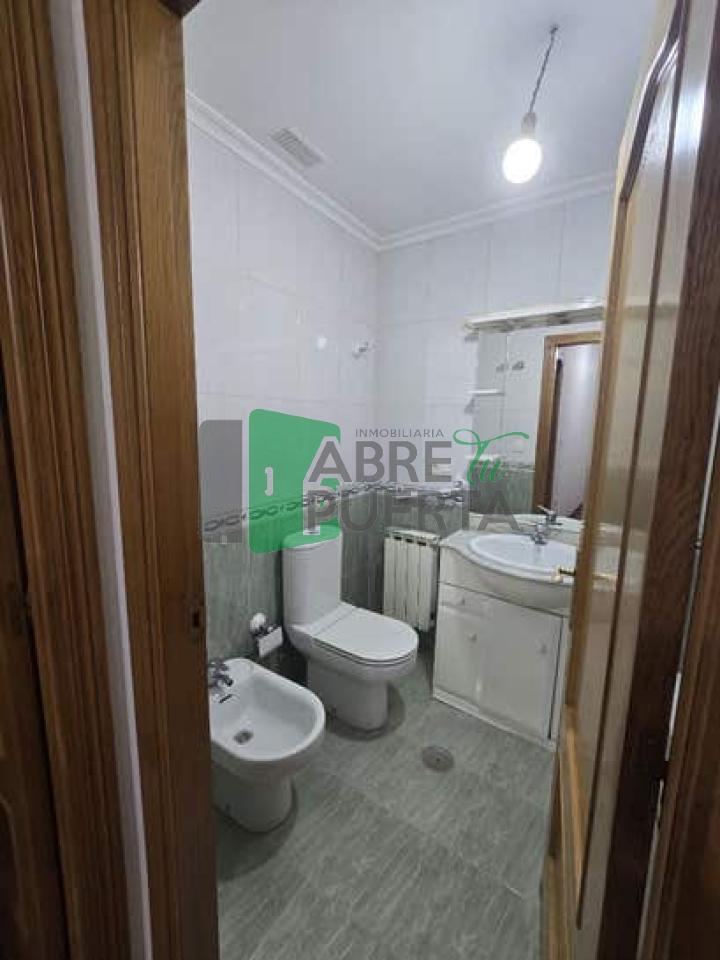 177909096208600171110_177909000632 PISO EN VENTA EN LA CALLE RÍO DEVA
