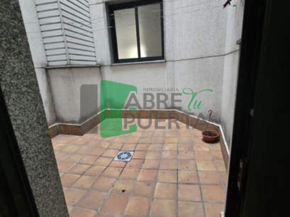 PISO EN VENTA EN LA CALLE RÍO DEVA