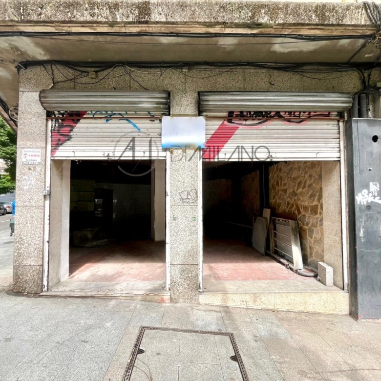 LOCAL EN ESQUINA CON MUCHA LUZ Y POTENCIAL JUNTO A PIZARRO