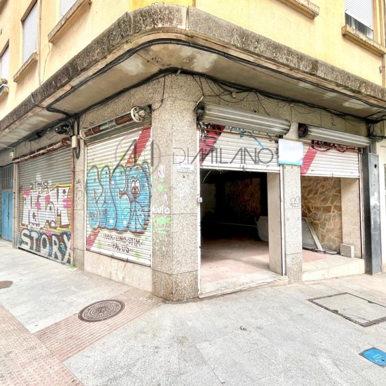 LOCAL EN ESQUINA CON MUCHA LUZ Y POTENCIAL JUNTO A PIZARRO