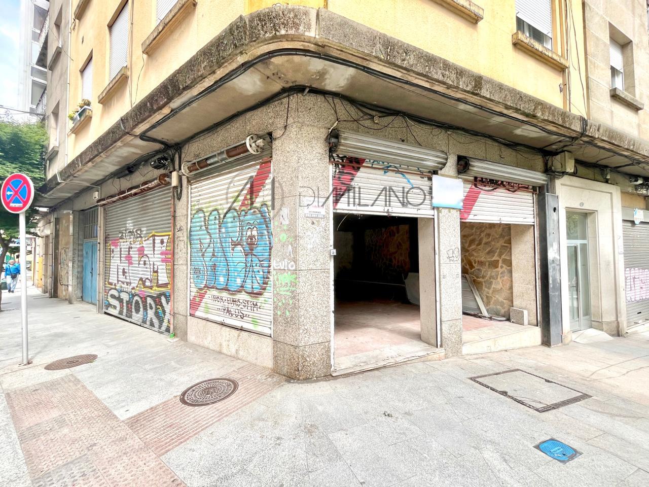 177911891314500029311_177911764848 LOCAL EN ESQUINA CON MUCHA LUZ Y POTENCIAL JUNTO A PIZARRO