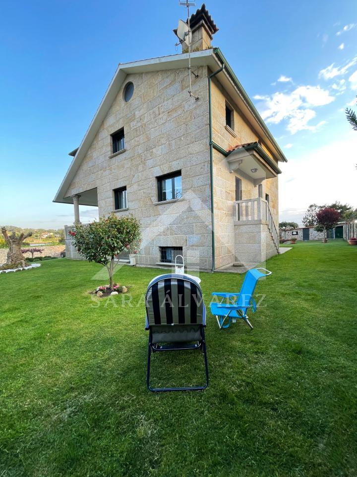 177919100528400041087_174629144663 SE VENDE CASA O CHALET DE PIEDRA CON 5 HABITACIONES Y CON VISTAS A LA RIA PROXIMO A PONTEVEDRA