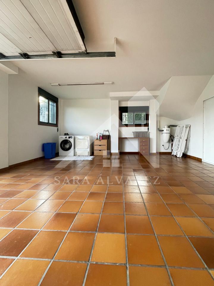177919105270300041087_174629205297 SE VENDE CASA O CHALET DE PIEDRA CON 5 HABITACIONES Y CON VISTAS A LA RIA PROXIMO A PONTEVEDRA