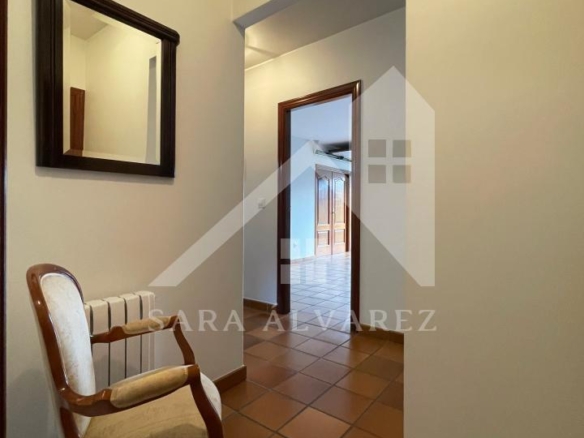 SE VENDE CASA O CHALET DE PIEDRA CON 5 HABITACIONES Y CON VISTAS A LA RIA PROXIMO A PONTEVEDRA