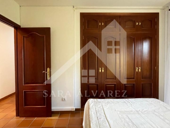 SE VENDE CASA O CHALET DE PIEDRA CON 5 HABITACIONES Y CON VISTAS A LA RIA PROXIMO A PONTEVEDRA