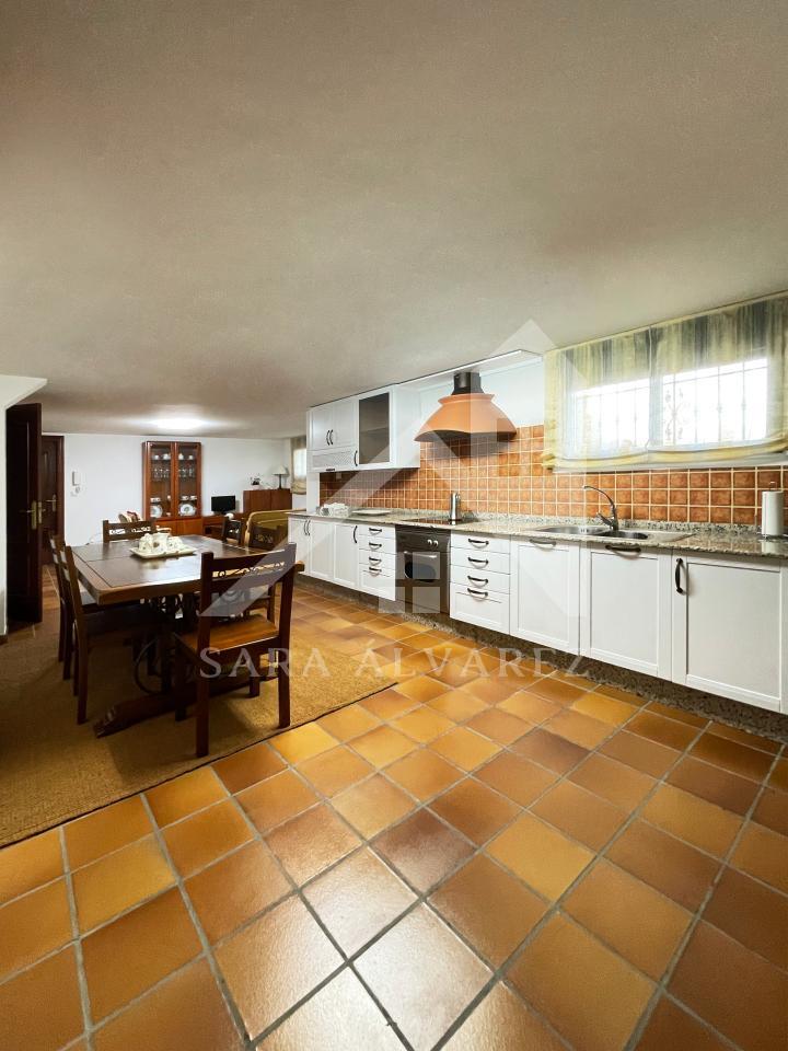 177919106190800041087_174629203116 SE VENDE CASA O CHALET DE PIEDRA CON 5 HABITACIONES Y CON VISTAS A LA RIA PROXIMO A PONTEVEDRA