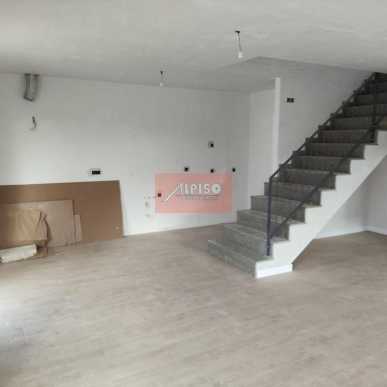 Chalet en Ourense