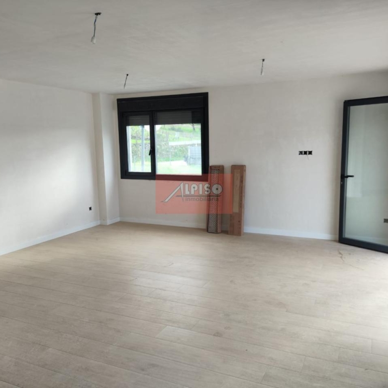 Chalet en Ourense