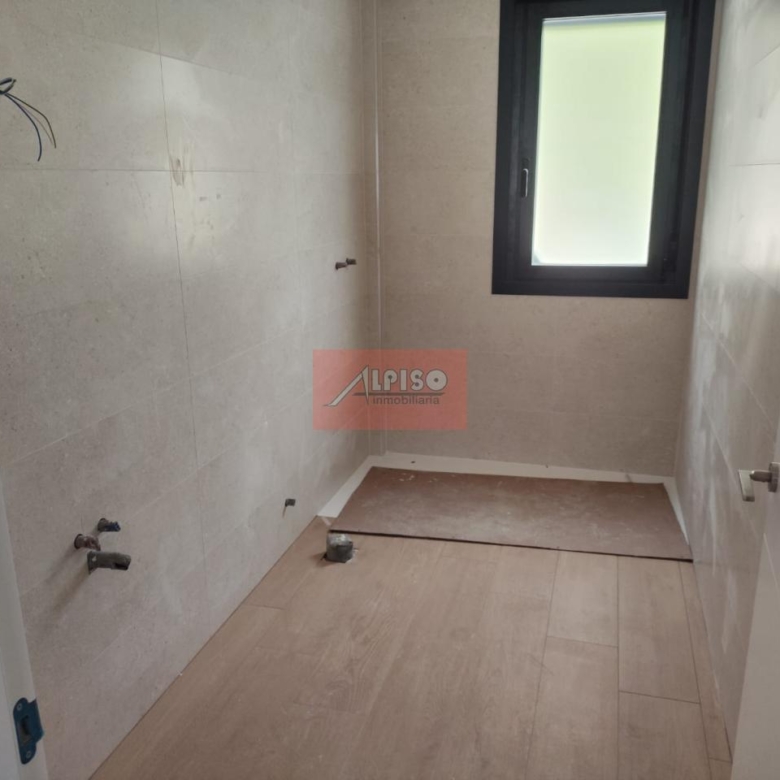 Chalet en Ourense