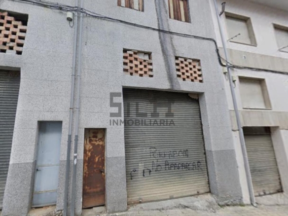 VENTA LOCAL EN ZONA CARBALLEIRA