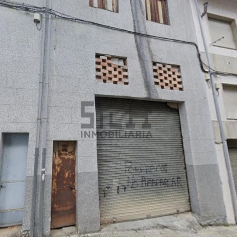 VENTA LOCAL EN ZONA CARBALLEIRA