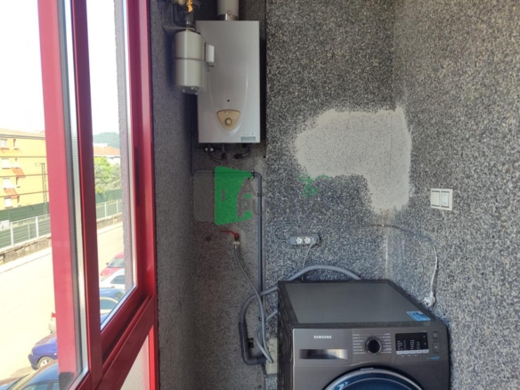 PISO EN VENTA EN SERRA MARTIÑÁ