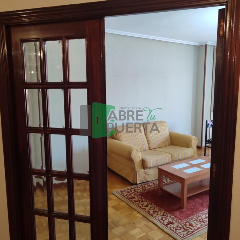 PISO EN VENTA EN SERRA MARTIÑÁ