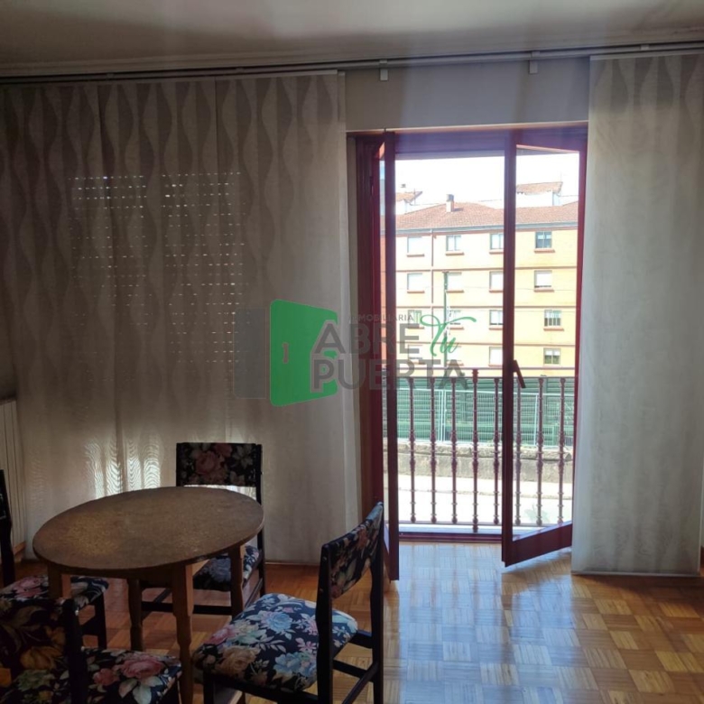 PISO EN VENTA EN SERRA MARTIÑÁ