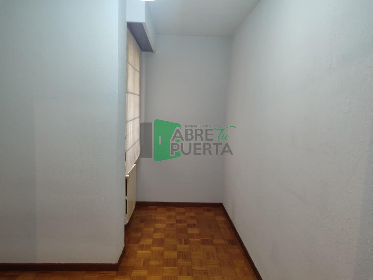 177970281808300171284_177970184651 PISO EN VENTA EN SERRA MARTIÑÁ