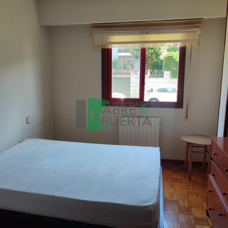 PISO EN VENTA EN SERRA MARTIÑÁ