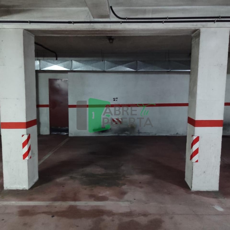 PISO EN VENTA EN SERRA MARTIÑÁ