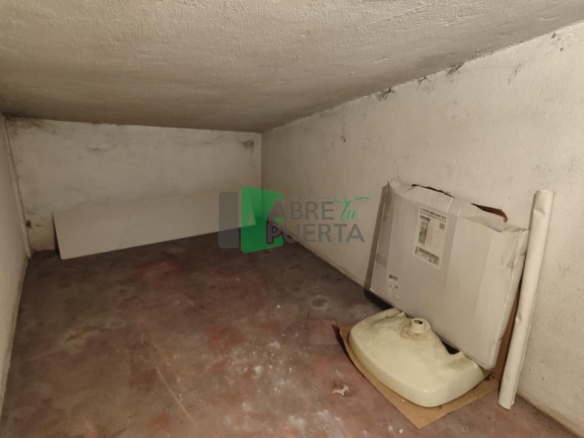 PISO EN VENTA EN SERRA MARTIÑÁ