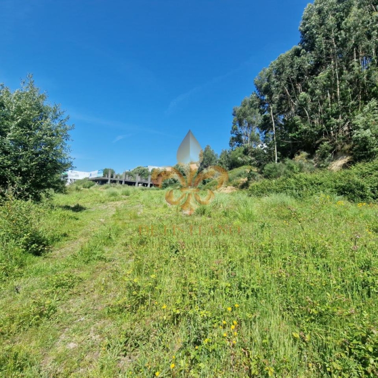 Venta de suelo urbanizable en Avenida de Madrid – Vigo