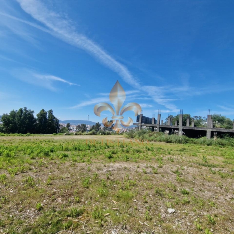 Venta de suelo urbanizable en Avenida de Madrid – Vigo