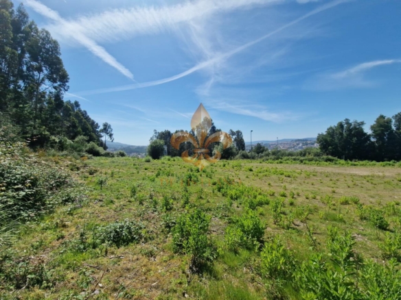 Venta de suelo urbanizable en Avenida de Madrid – Vigo