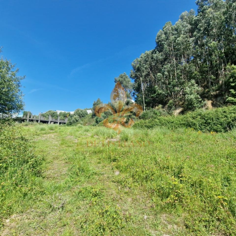 Venta de suelo urbanizable en Avenida de Madrid – Vigo