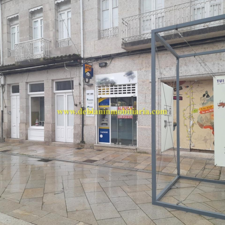 LOCAL COMERCIAL DE 35 M2, EN EL PASEO DE LA CORREDERA