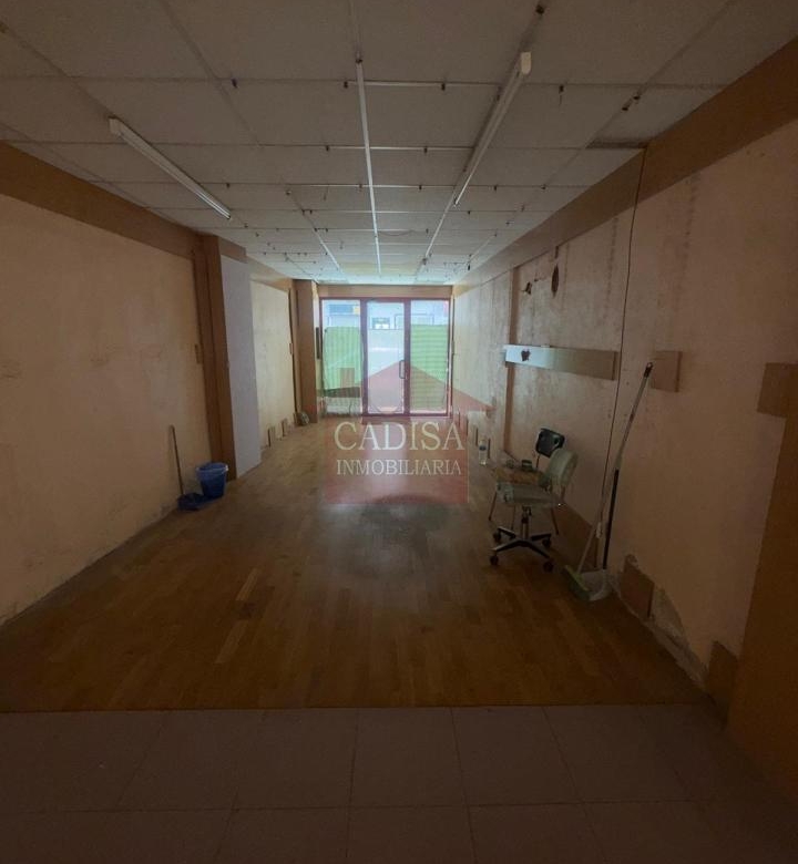 AMPLIO LOCAL EN VENTA. REF 4133