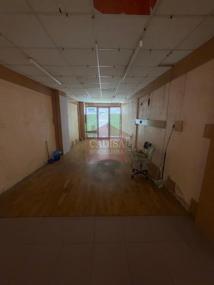 AMPLIO LOCAL EN VENTA. REF 4133