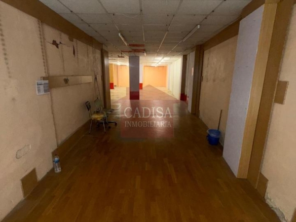 AMPLIO LOCAL EN VENTA. REF 4133