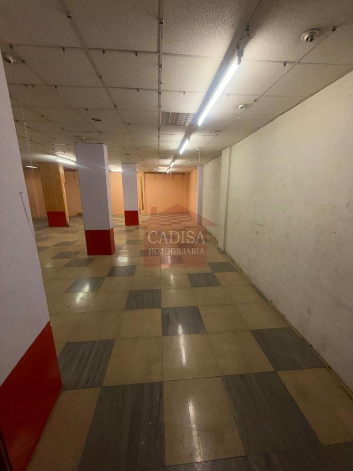 AMPLIO LOCAL EN VENTA. REF 4133