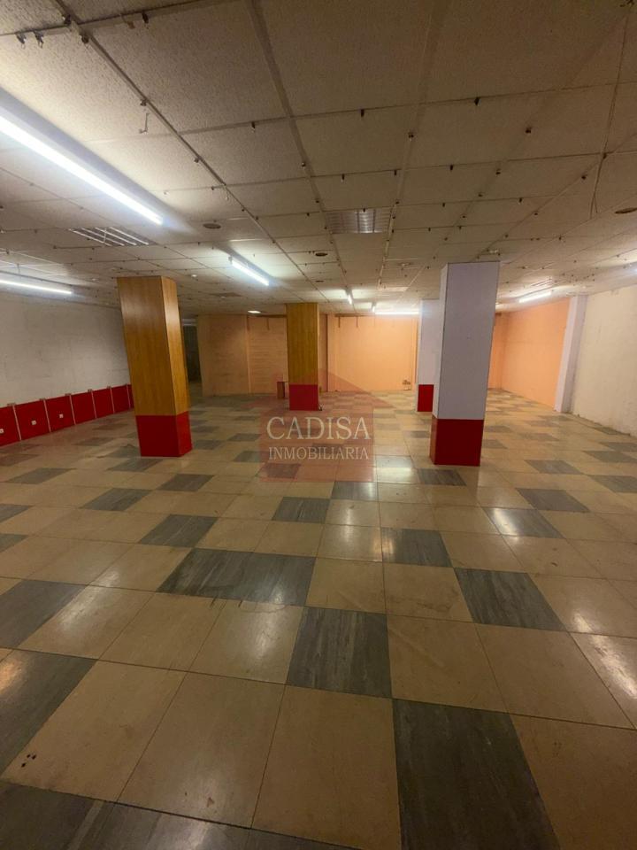 AMPLIO LOCAL EN VENTA. REF 4133