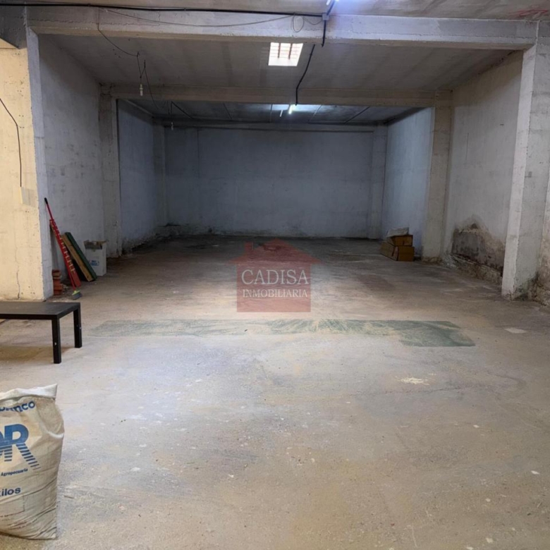 AMPLIO LOCAL EN VENTA. REF 4133