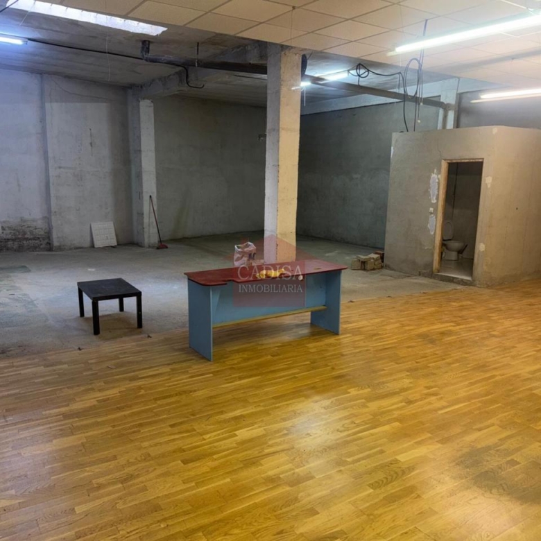 AMPLIO LOCAL EN VENTA. REF 4133