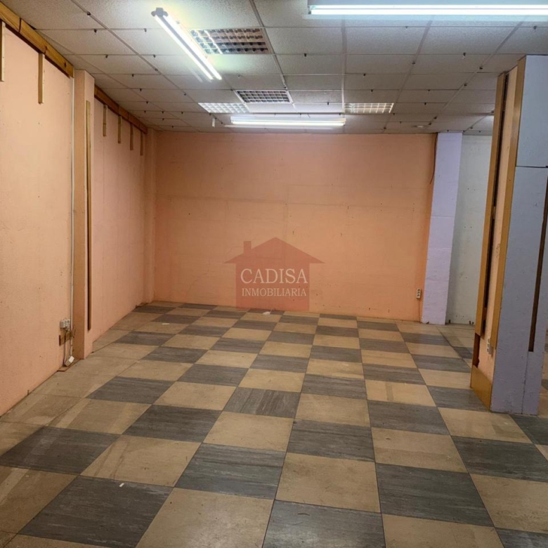 AMPLIO LOCAL EN VENTA. REF 4133