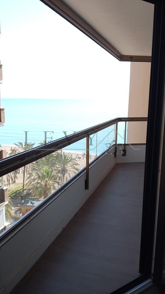 178048456753700171483_178048398547 Vistas al mar en LA MALAGUETA
