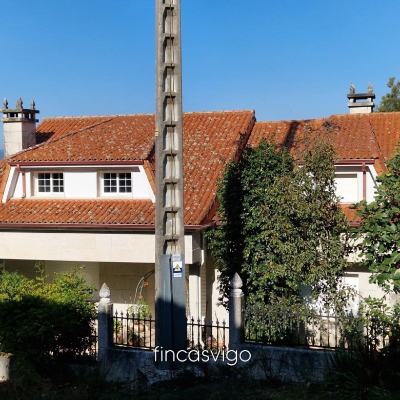 Preciosa casa de piedra en Gomesende (Ourense)
