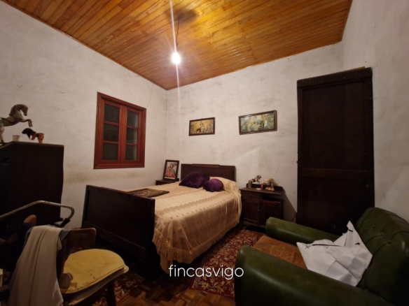 Preciosa casa de piedra en Gomesende (Ourense)
