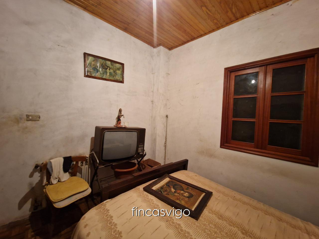 Preciosa casa de piedra en Gomesende (Ourense)