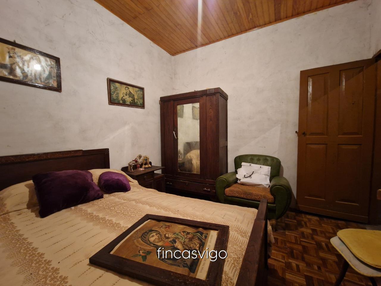 Preciosa casa de piedra en Gomesende (Ourense)