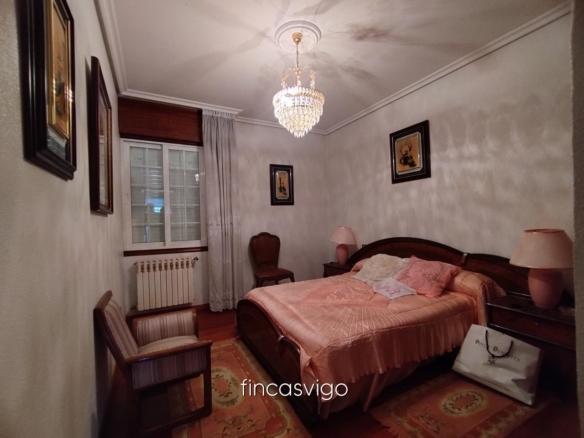 Preciosa casa de piedra en Gomesende (Ourense)