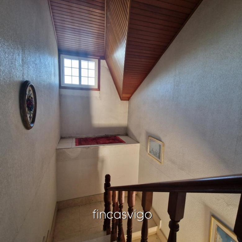 Preciosa casa de piedra en Gomesende (Ourense)