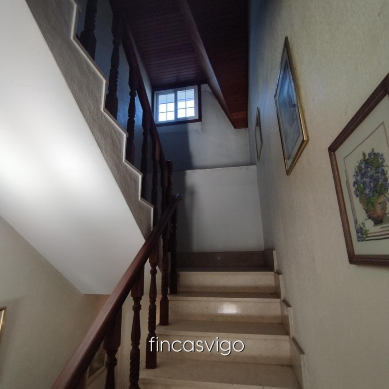 Preciosa casa de piedra en Gomesende (Ourense)
