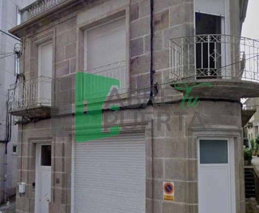 CASA EN CARBALLIÑO