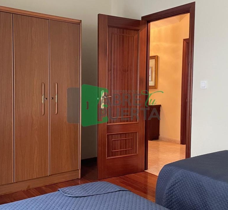 CASA EN CARBALLIÑO