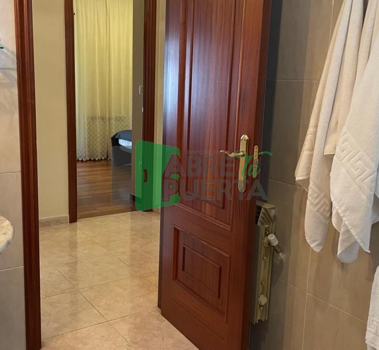 CASA EN CARBALLIÑO