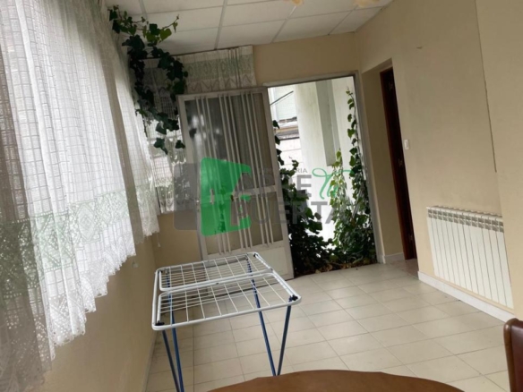 CASA EN CARBALLIÑO