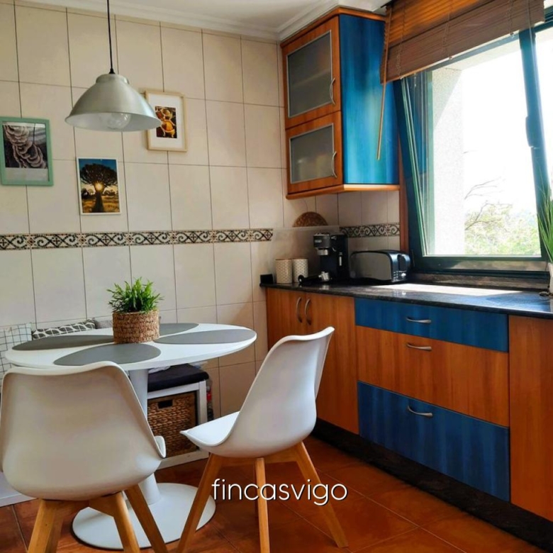 EXCELENTE CHALET EN LAVADORES